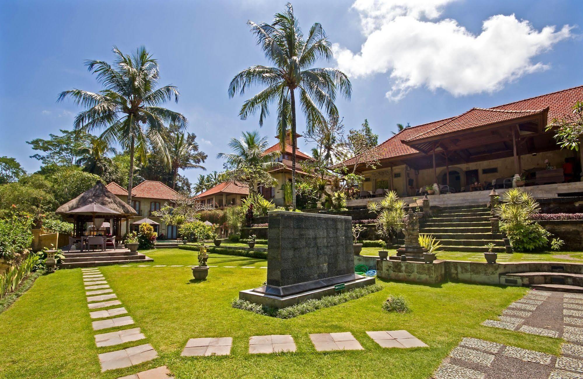Hotel Villa Ubud Buitenkant foto